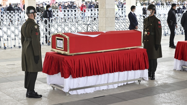 Türkiye şehitlerini uğurladı