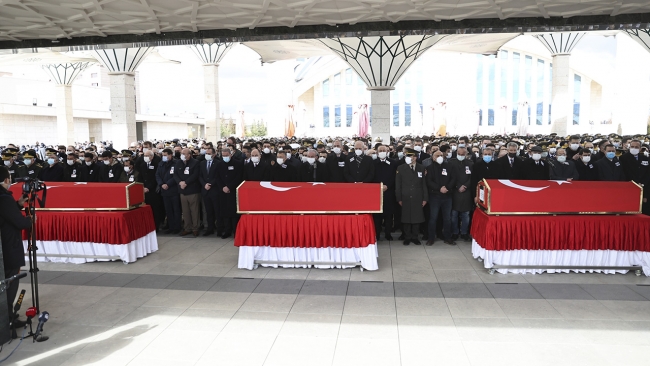 Türkiye şehitlerini uğurladı