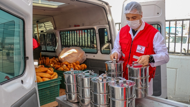 Kazanlar ihtiyaç sahipleri için kaynayacak