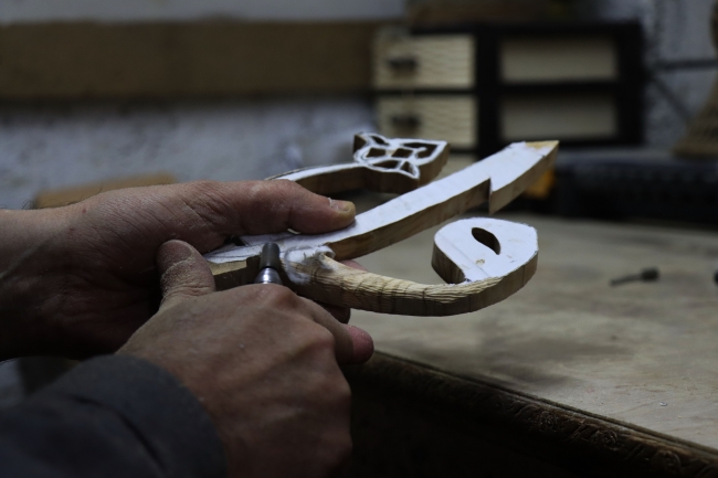 Suriyeli 35 yıllık ahşap ustası Kilis'te sanatını sürdürüyor