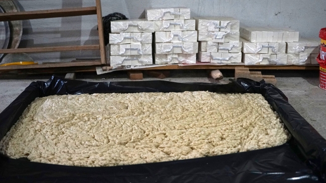 Edremit'te zeytinyağlı sabun için mesai başladı