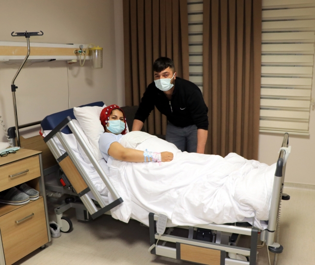 Genç çifte beşiz bebek sürprizi