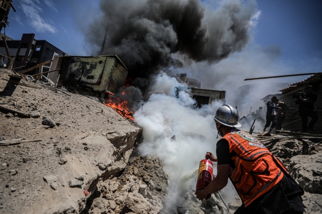 İsrail'in Gazze bombardımanında 243 milyon dolar zarar