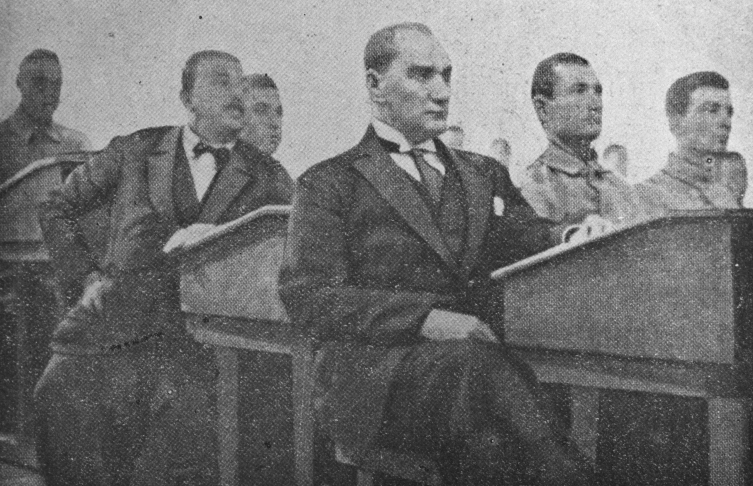 Cumhuriyetimizin kurucusu Atatürk 87 yıl önce aramızdan ayrıldı