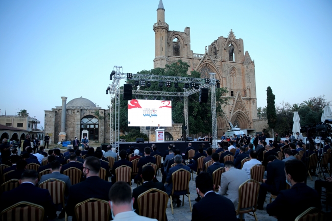 Cumhurbaşkanı Yardımcısı Oktay: Türk milletini kimse tehdit edemez