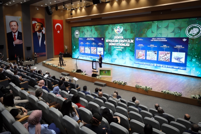 Bakan Pakdemirli: Türkiye'nin biyolojik çeşitliliği artıyor