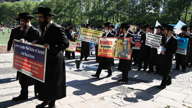 ABD'de Ortodoks Yahudileri İsrail'i protesto etti
