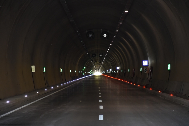 Bartın-Kurucaşile yolunun 15 kilometrelik bölümünde sona doğru