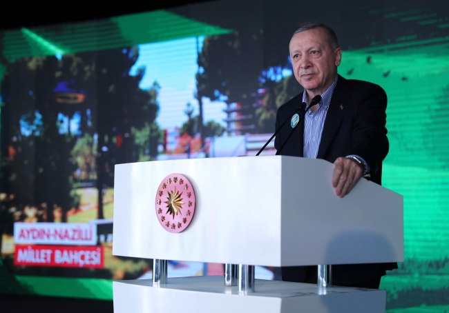 Cumhurbaşkanı Erdoğan: Denizlerimizi müsilaj belasından kurtaracağız