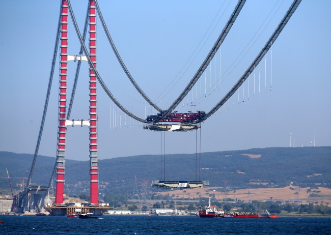 1915 Çanakkale Köprüsü'nde 3. tabliye montajı başladı