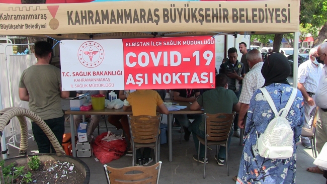 Aşı olanlara çekilişle altın hediye edilecek