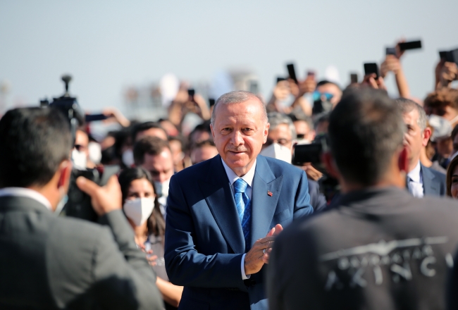 Cumhurbaşkanı Erdoğan: Milli SİHA'larımız için pek çok ülke sırada bekliyor