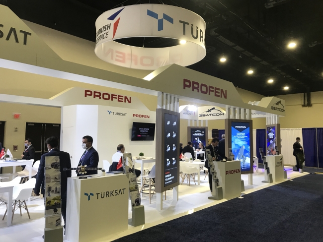 Türk firmaları uydu fuarında kabiliyetlerini sergiledi