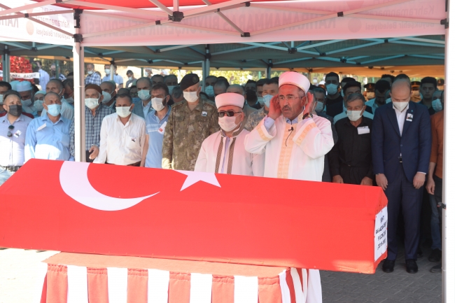 İdlib şehidi Ramazan Demir son yolculuğuna uğurlandı