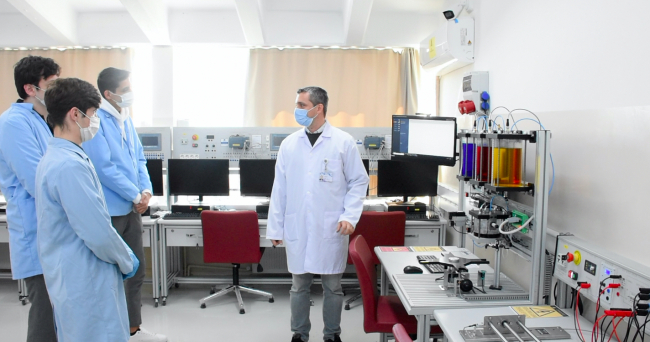 Meslek liseliler atölyelerinde insansız fabrika deneyimi yaşıyor