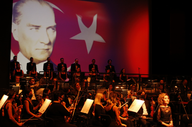Büyük Önder Samsun'da özel konserle anıldı