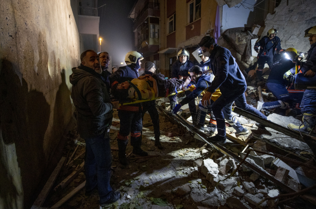 Keçiören'de bir binada patlama: 2 ölü, 4 yaralı