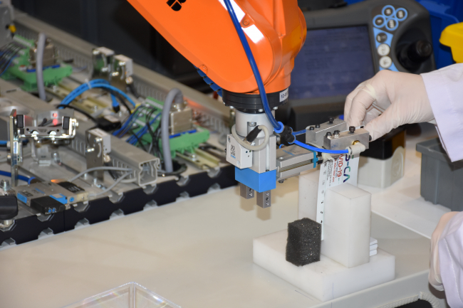 Meslek liselerinin ürettiği antijen kitine Avrupa talip oldu