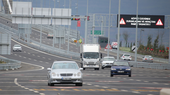 1915 Çanakkale Köprüsü'nü kullanan sürücüler memnun