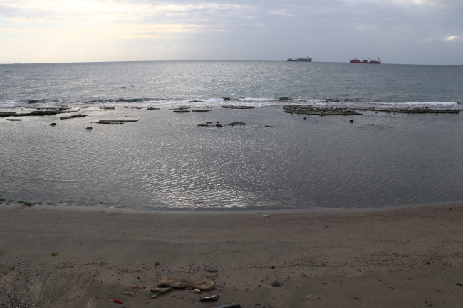 Tekirdağ'da deniz suyu çekildi