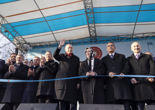 Cumhurbaşkanı Erdoğan: Türkiye hayat pahalılığı sorununu da kısa sürede aşacaktır