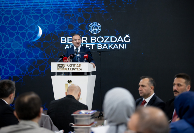 Bakan Bozdağ: Yargı kimsenin şamar oğlanı değildir