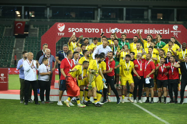 Süper Lig'e yükselen son takım İstanbulspor oldu