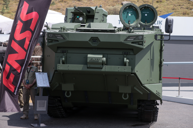 Yerli zırhlı amfibi hücum aracı hazır