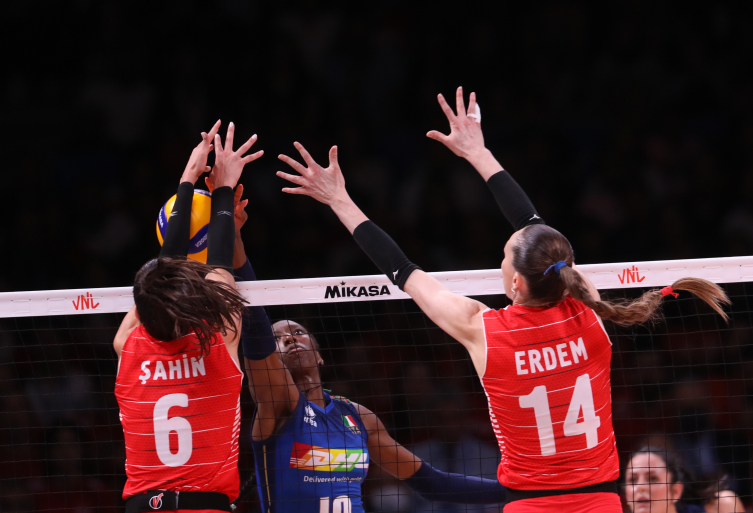 Kaptan Eda Erdem: Voleybol hayatımın doğal ve vazgeçilmez bir parçası