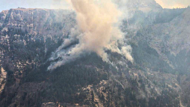 Mersin'deki orman yangını 3 gündür sürüyor