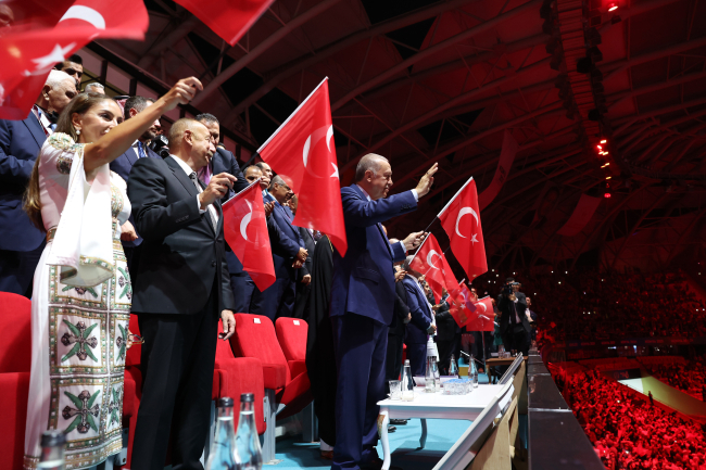 Cumhurbaşkanı Erdoğan sporseverleri Konya'ya davet etti