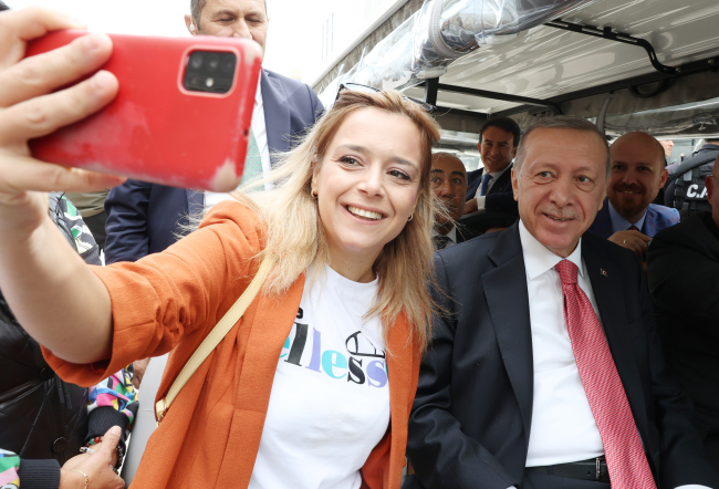 Cumhurbaşkanı Erdoğan Galataport'ta inceleme yaptı