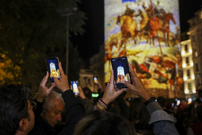 İletişim Başkanlığı'ndan 29 Ekim'e özel üç boyutlu mapping gösterileri