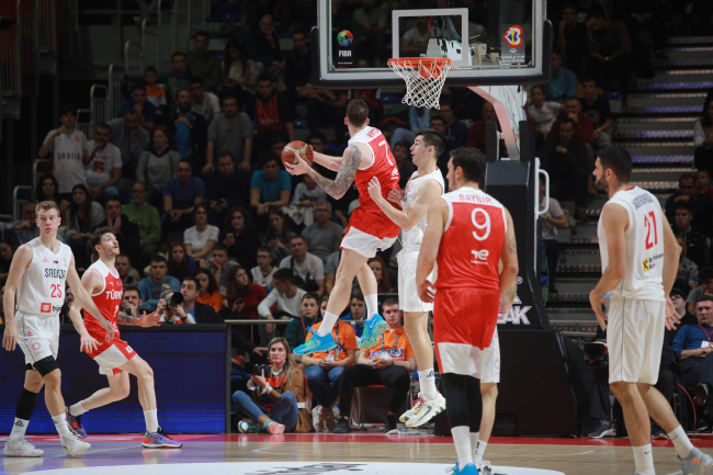 A Milli Basketbol Takımı Sırbistan'a yenildi
