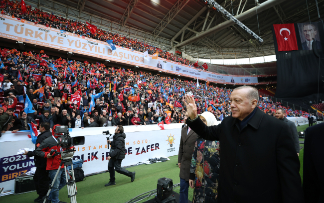 Cumhurbaşkanı Erdoğan: Türkiye’yi yeni yüzyıla biz hazırlıyoruz