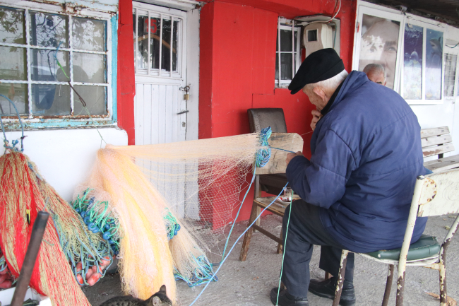 Tekirdağlı balıkçılar poyrazın dinmesini bekliyor