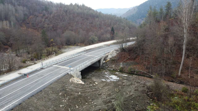 Kastamonu'da selde zarar gören köprüler trafiğe açıldı