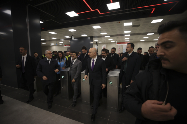 Bakan Karaismailoğlu, AKM-Gar-Kızılay Metro Hattı'nı test etti