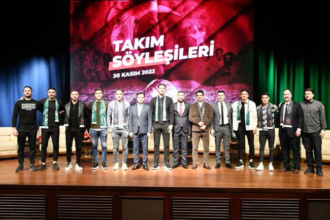 Konyasporlu futbolcular Şut ve Gol: Türk Futbol Tarihi Sergisi'ni gezdi