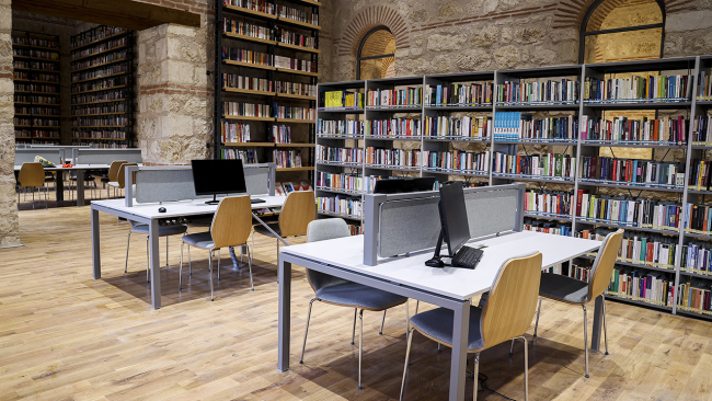 İstanbul'un en büyük Avrupa'nın sayılı kütüphanelerinden: Rami Kütüphanesi