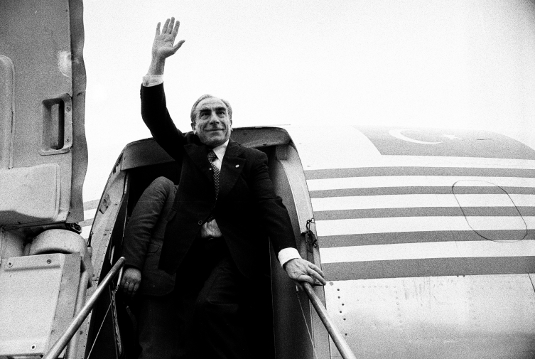 Ülkücü hareketin lideri: Alparslan Türkeş