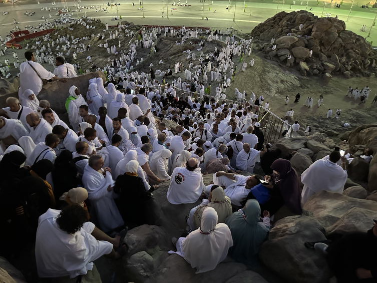 Hacı adayları Arafat'ta