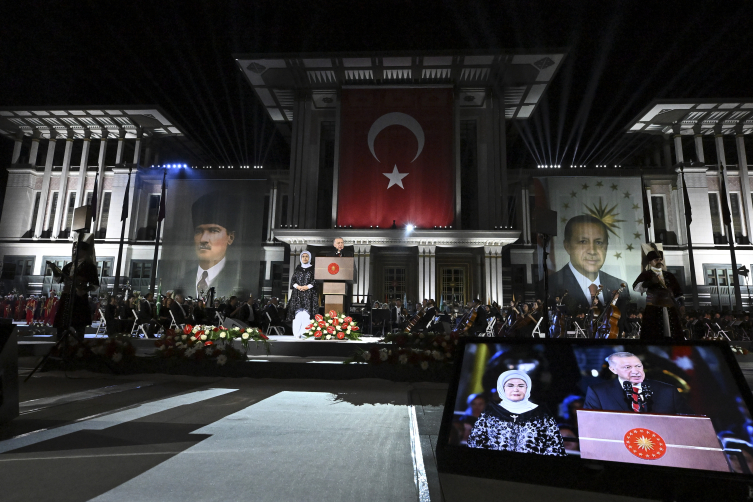 Cumhurbaşkanı Erdoğan: Türkiye'yi dünyanın en büyük 10 devletinden biri yapacağız