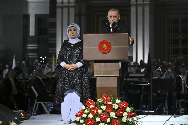 Cumhurbaşkanı Erdoğan: Türkiye'yi dünyanın en büyük 10 devletinden biri yapacağız