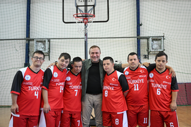 Fotoğraf: AA / Türkiye Özel Sporcular Spor Federasyonu Başkanı Birol Aydın