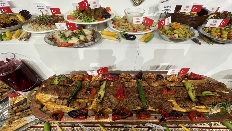 Adana'da "lezzet festivali" kapılarını açtı