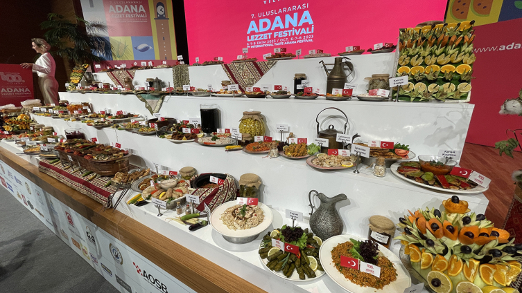 Adana'da "lezzet festivali" kapılarını açtı