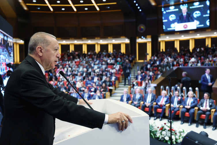 Cumhurbaşkanı Erdoğan: Konut ve kira sektöründe fahiş fiyata ağır yaptırım uygulayacağız