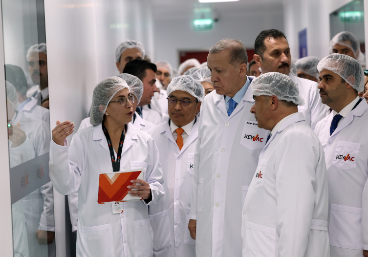 Cumhurbaşkanı Erdoğan: Hepatit A aşısı artık standartlara uygun şekilde ülkemizde üretilecek