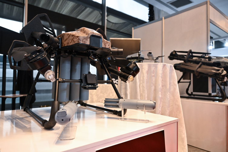 Dronların yeni silahı DROKET sahaya çıkıyor